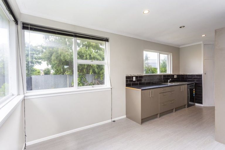 Photo of property in 21 Clydesdale Street, Woolston, Christchurch, 8062