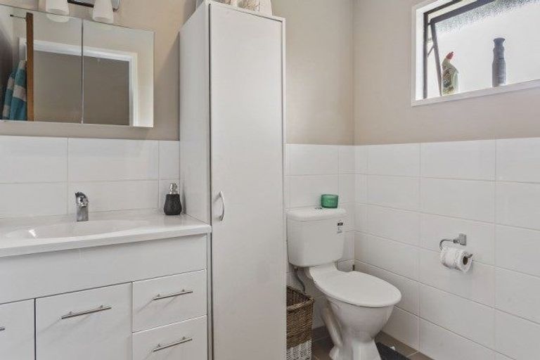 Photo of property in 6b Martyn Street, Rangiora, 7400