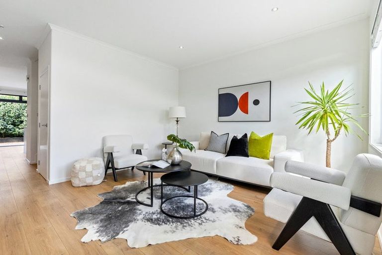Photo of property in 33 Wallace Road, Hobsonville, Auckland, 0616