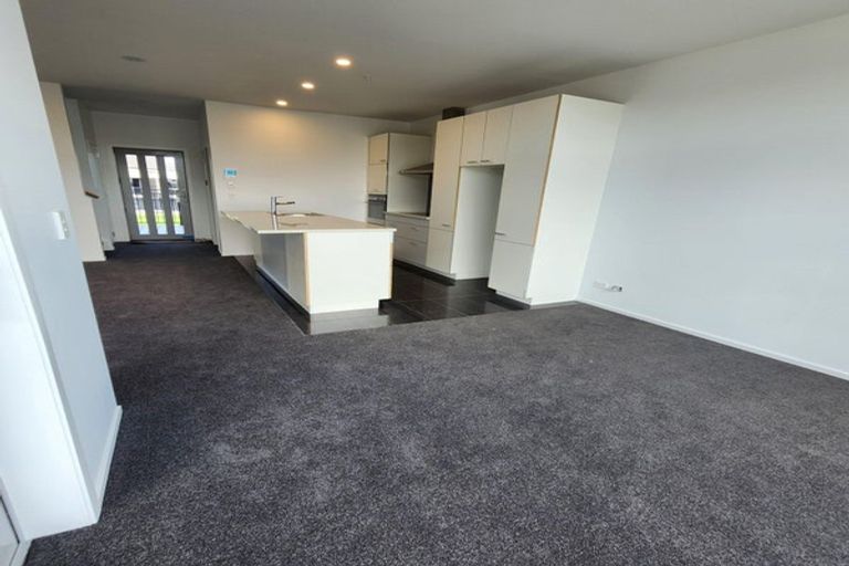 Photo of property in Marina View Apartments, 204/4 Reads Quay, Gisborne, 4010