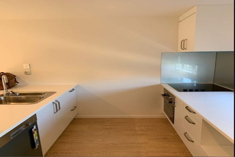 Photo of property in 66c Delta Avenue, New Lynn, Auckland, 0600