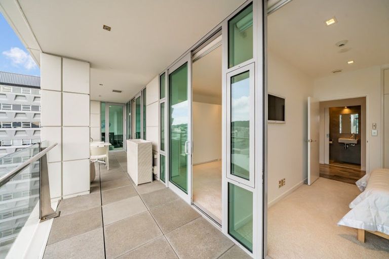 Photo of property in Chews Lane Apartments, 14g/9 Chews Lane, Wellington Central, Wellington, 6011