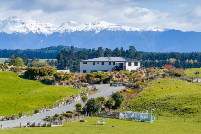 Photo of property in 1085c Hillside-manapouri Road, Manapouri, Te Anau, 9679