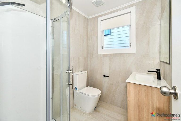 Photo of property in 11 Gardiner Grove, Mangere East, Auckland, 2024