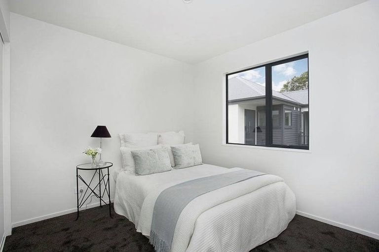 Photo of property in 2/4 Tintagel Lane, Burwood, Christchurch, 8083