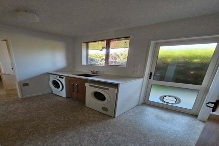 Photo of property in 32 Springbank Street, Bryndwr, Christchurch, 8053
