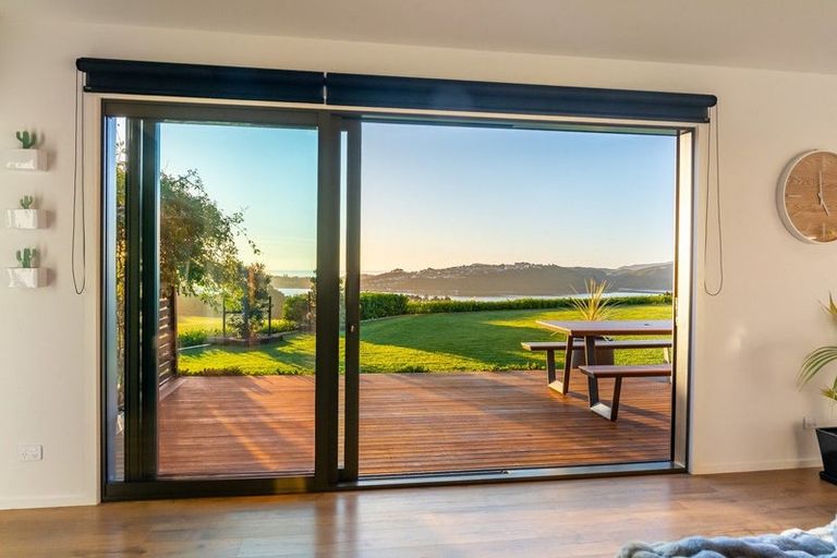 Photo of property in 13 Manapouri Lane, Aotea, Porirua, 5024