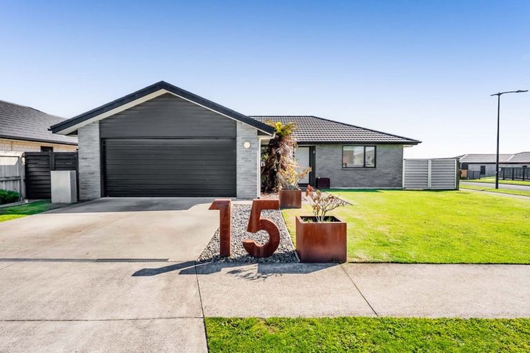 Photo of property in 15 Customhouse Street, Bell Block, New Plymouth, 4312