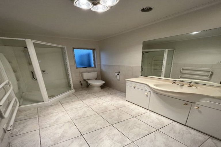 Photo of property in 9 Elsfield Place, Torbay, Auckland, 0630