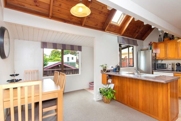 Photo of property in 10 Len Brown Place, Pukekohe, 2120