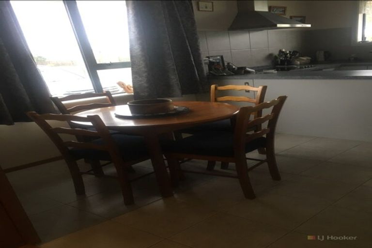 Photo of property in 9 Carlisle Street, Waimate, 7924