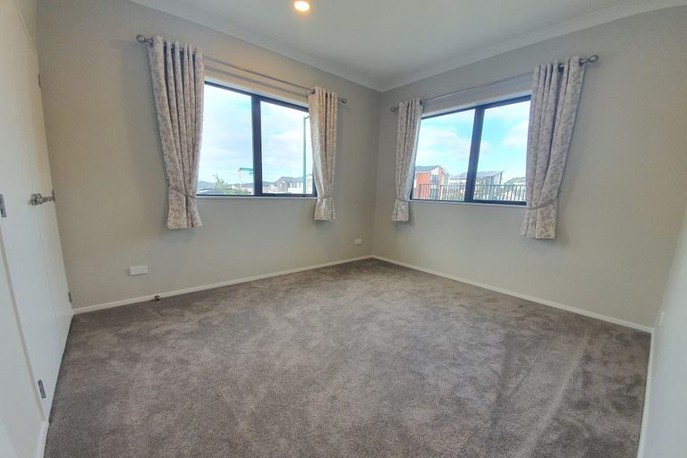 Photo of property in 2 Cooladawson Drive, Flat Bush, Auckland, 2019