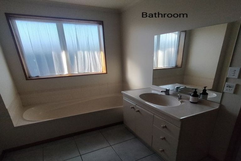 Photo of property in 3/36 Lyndon Street, Riccarton, Christchurch, 8041