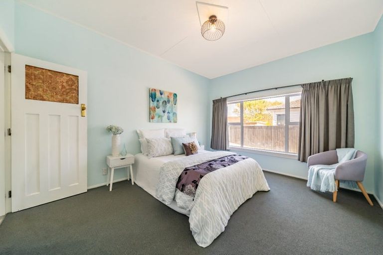 Photo of property in 8b Awamutu Grove, Waiwhetu, Lower Hutt, 5010