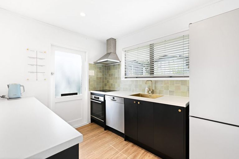 Photo of property in 11 Camden Place, Pukete, Hamilton, 3200