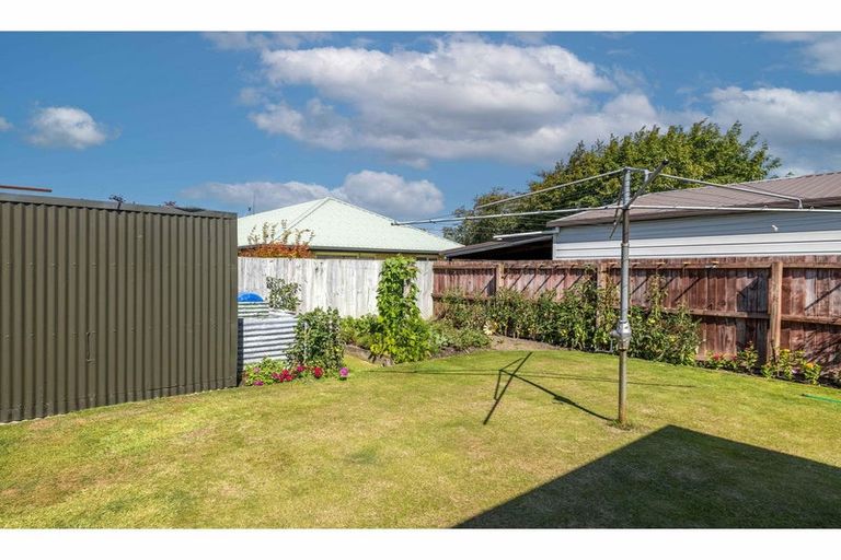 Photo of property in 17 Kingsbury Avenue, Rangiora, 7400