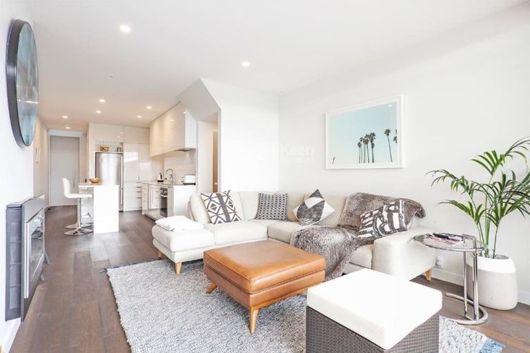 Photo of property in 9/83 Hinemoa Street, Birkenhead, Auckland, 0626