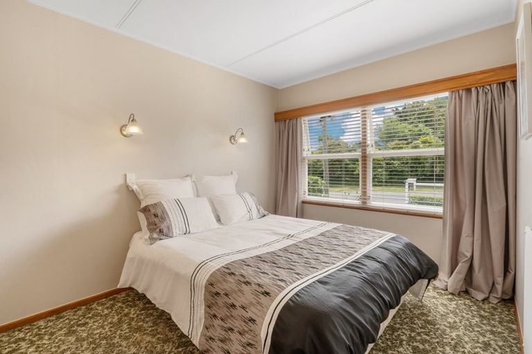 Photo of property in 27 Sunset Street, Hilltop, Taupo, 3330