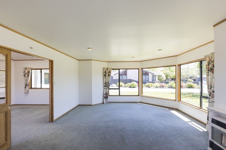 Photo of property in 16 Tudor Grove, Feilding, 4702