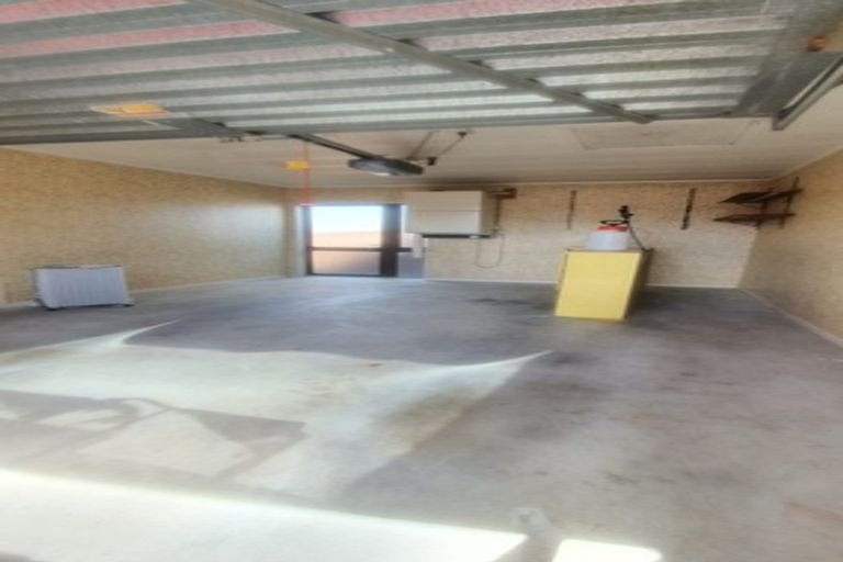 Photo of property in 1/554 Weymouth Road, Weymouth, Auckland, 2103