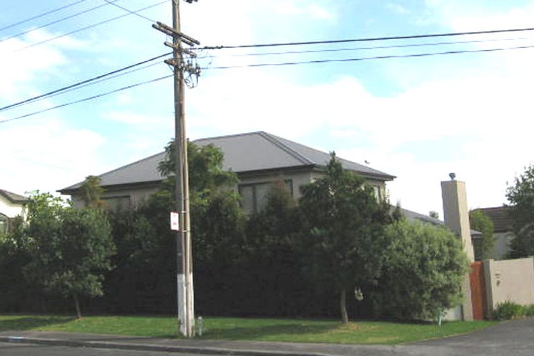 Photo of property in 352 East Coast Road, Sunnynook, Auckland, 0630