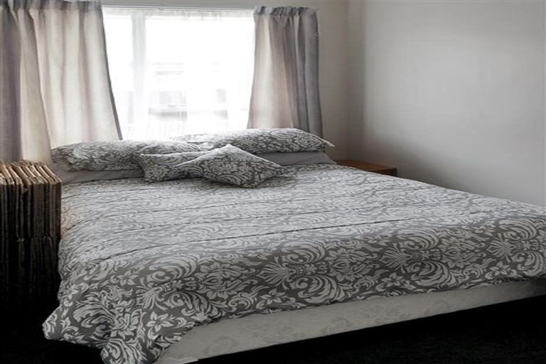 Photo of property in 1/4 Tracy Place, Redwood, Christchurch, 8051