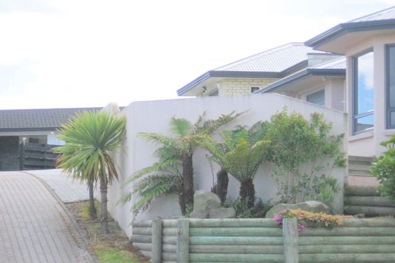 Photo of property in 94 Harvey Street, Waipahihi, Taupo, 3330