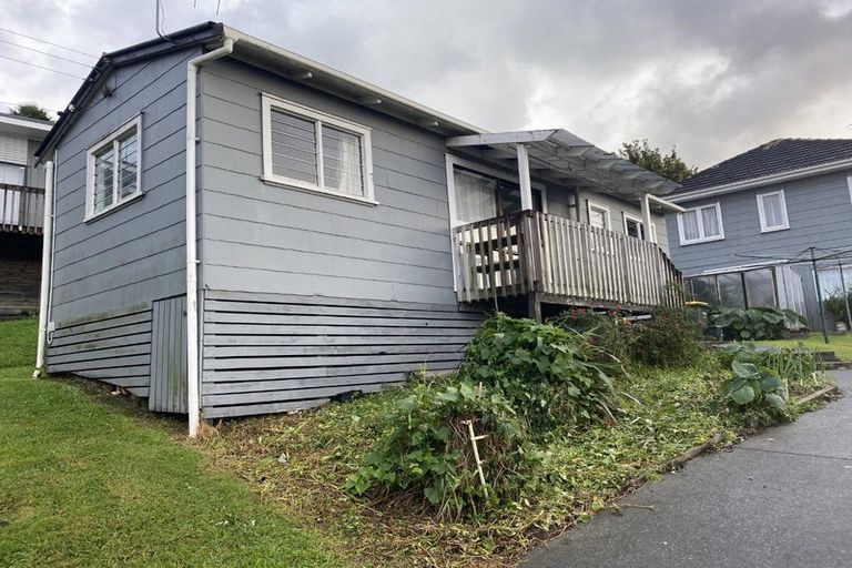 Photo of property in 3 Blanc Road, Silverdale, 0932