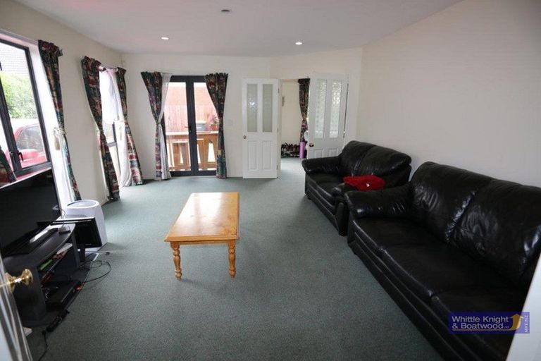 Photo of property in 107a Peverel Street, Riccarton, Christchurch, 8041