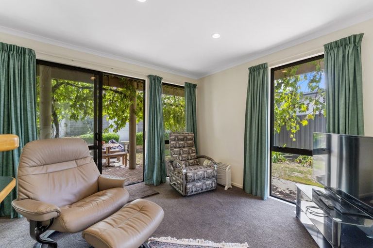 Photo of property in 54 Hawai Street, Two Mile Bay, Taupo, 3330