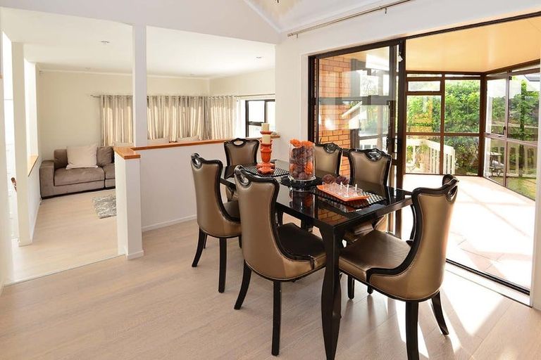 Photo of property in 8 Tenbless Court, Unsworth Heights, Auckland, 0632