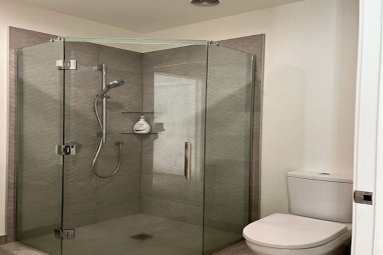 Photo of property in 6 Glide Lane, Whitby, Porirua, 5024