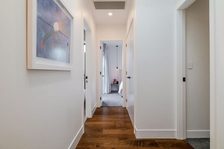 Photo of property in 65 Stanley Avenue, Palmerston North, 4414