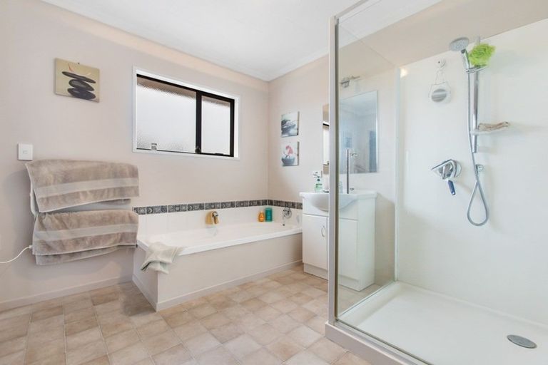 Photo of property in 28 Kerry Court, Cromwell, 9310