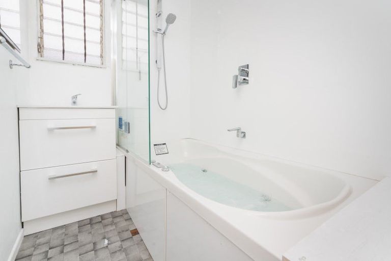 Photo of property in 318 Botanical Road, West End, Palmerston North, 4412