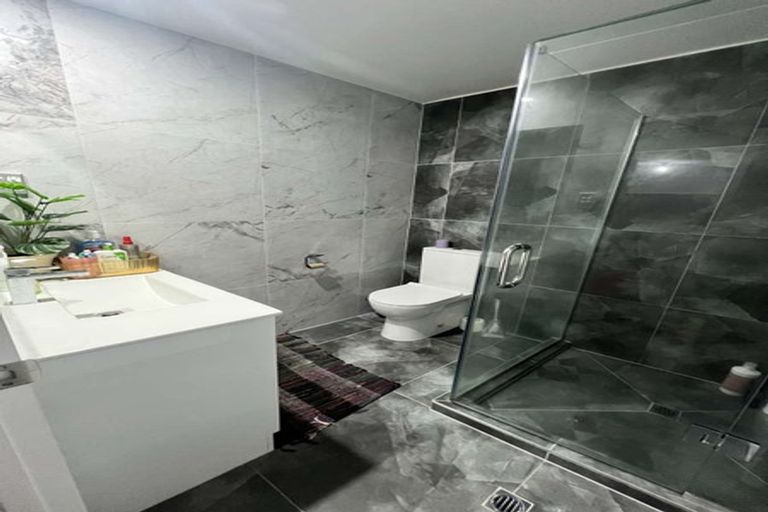 Photo of property in 73 Marendellas Drive, Bucklands Beach, Auckland, 2014