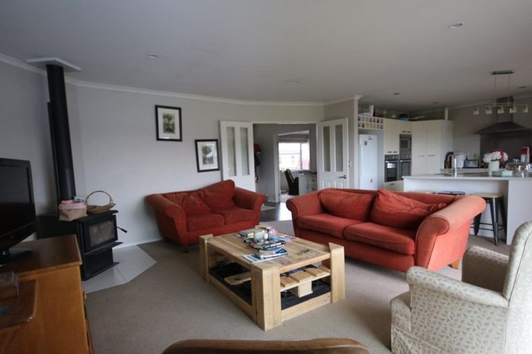 Photo of property in 2 Penbury Close, Huntingdon, Ashburton, 7774