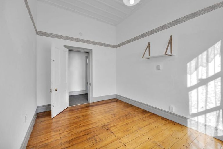 Photo of property in 176 Glover Road, Hawera, 4610