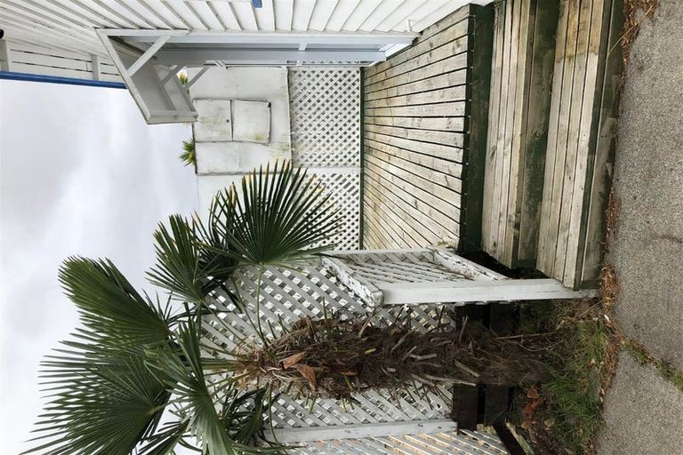 Photo of property in 97 Broadway, Carterton, 5713