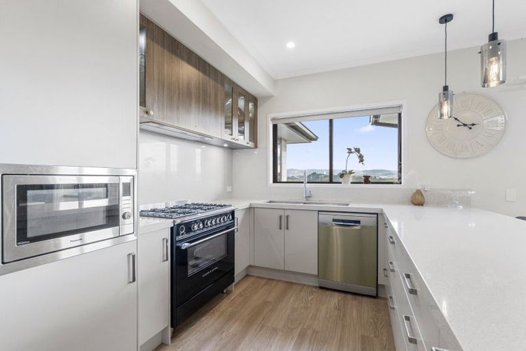 Photo of property in 5 Robley Road, Pyes Pa, Tauranga, 3112