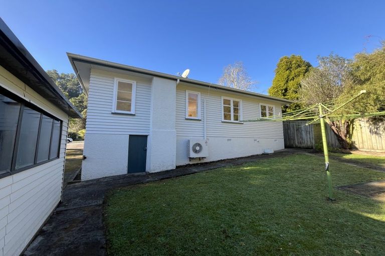 Photo of property in 546 Stokes Valley Road, Stokes Valley, Lower Hutt, 5019