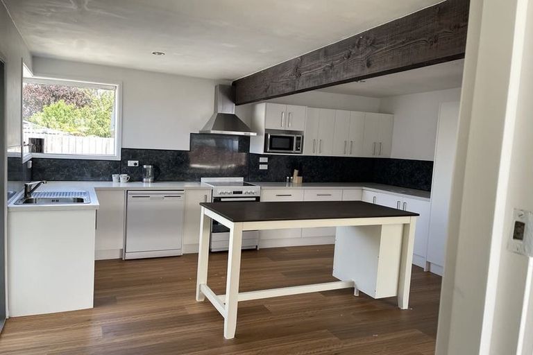 Photo of property in 86 Mackworth Street, Woolston, Christchurch, 8062