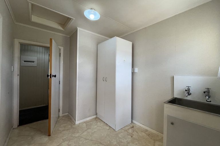 Photo of property in 11 Hunua Road, Papakura, 2110