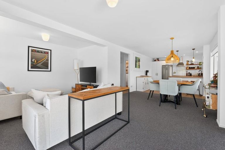 Photo of property in 185b Centreway Road, Orewa, 0931