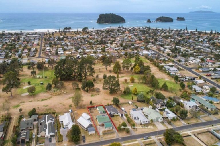 Photo of property in 136 Kiwi Road, Whangamata, 3620