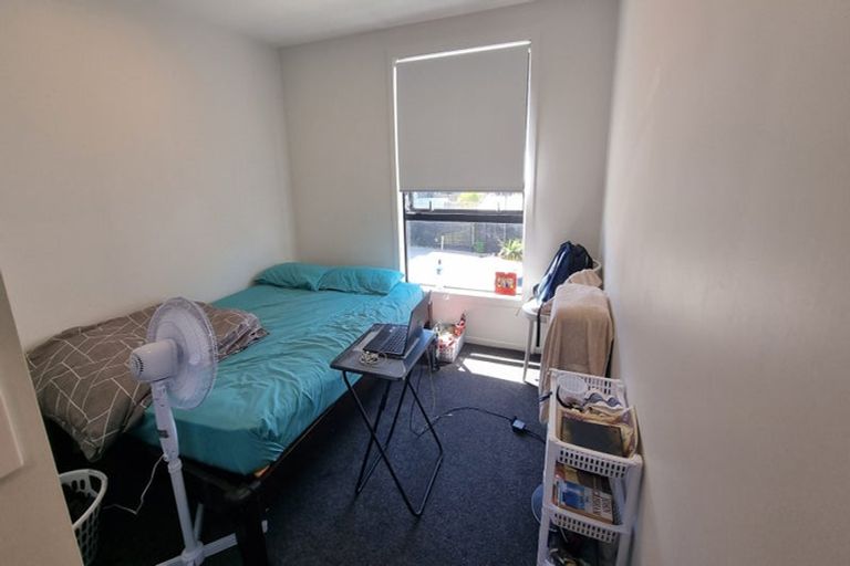 Photo of property in 9/3234 Great North Road, New Lynn, Auckland, 0600