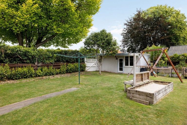 Photo of property in 123a Taylor Street, Cambridge, 3434