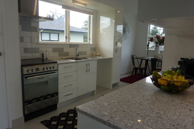 Photo of property in 14 Ferndown Avenue, Papatoetoe, Auckland, 2025