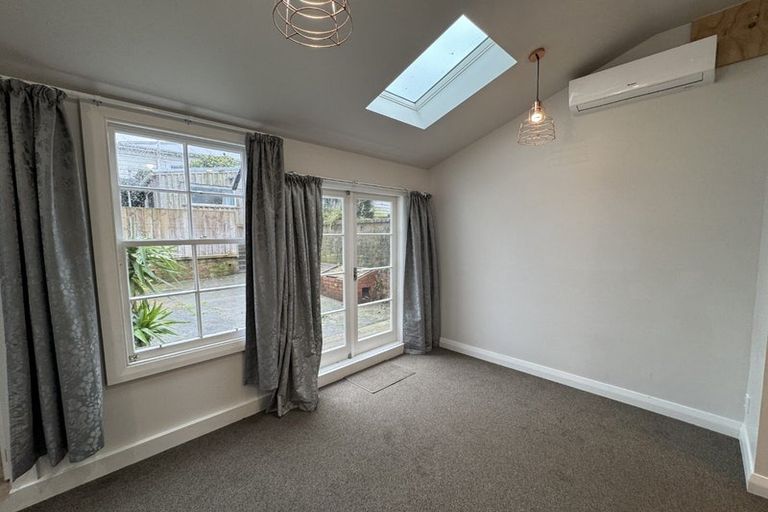 Photo of property in 117 Constable Street, Newtown, Wellington, 6021