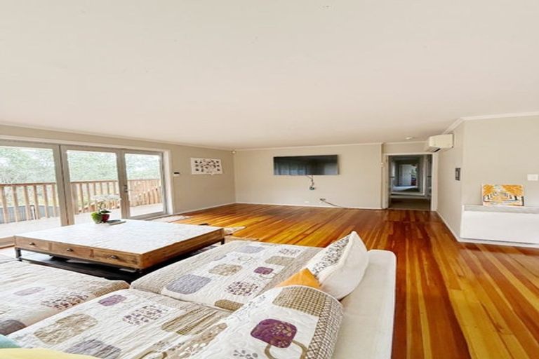 Photo of property in 345 Huia Road, Titirangi, Auckland, 0604